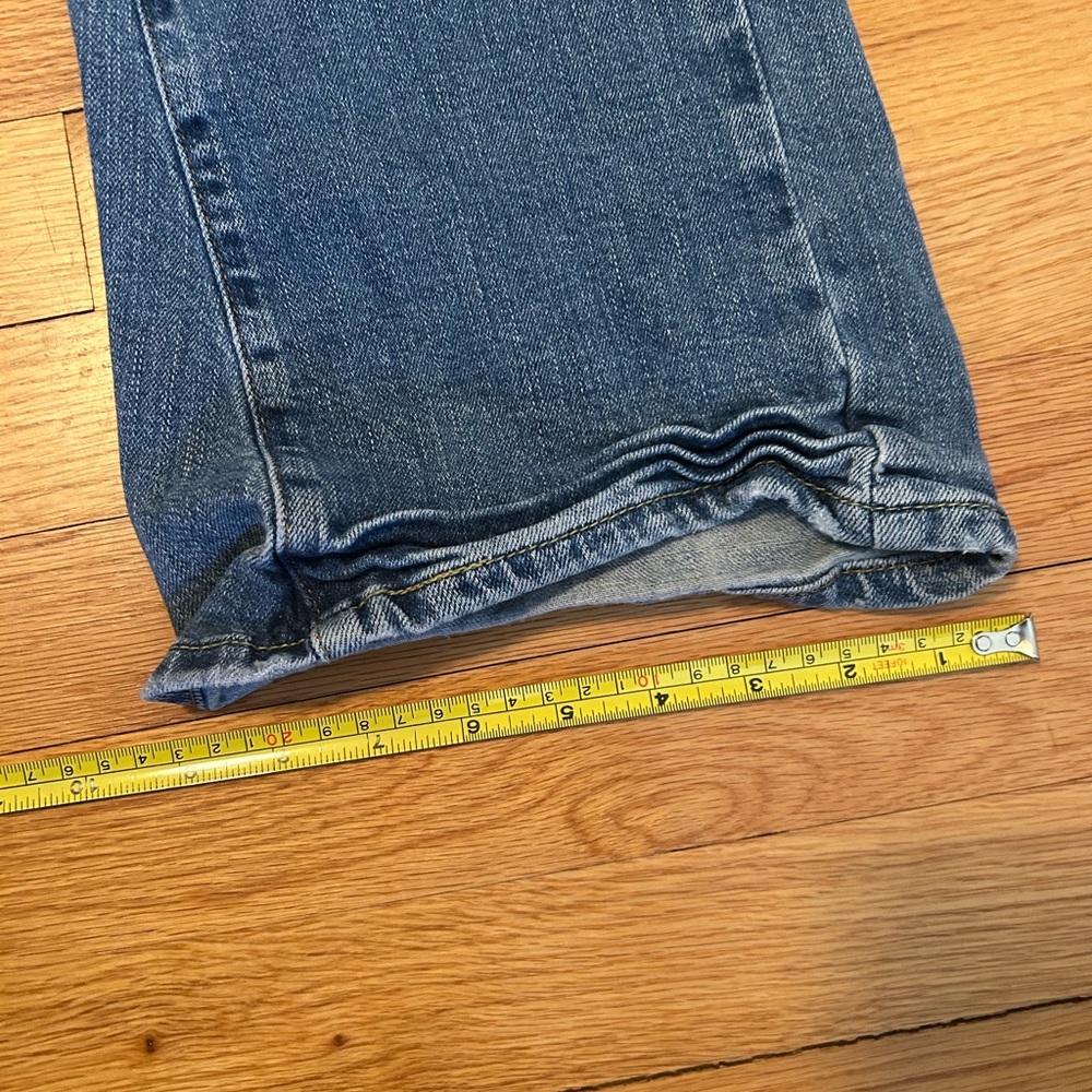 Levi’s - Picture 2 of 11